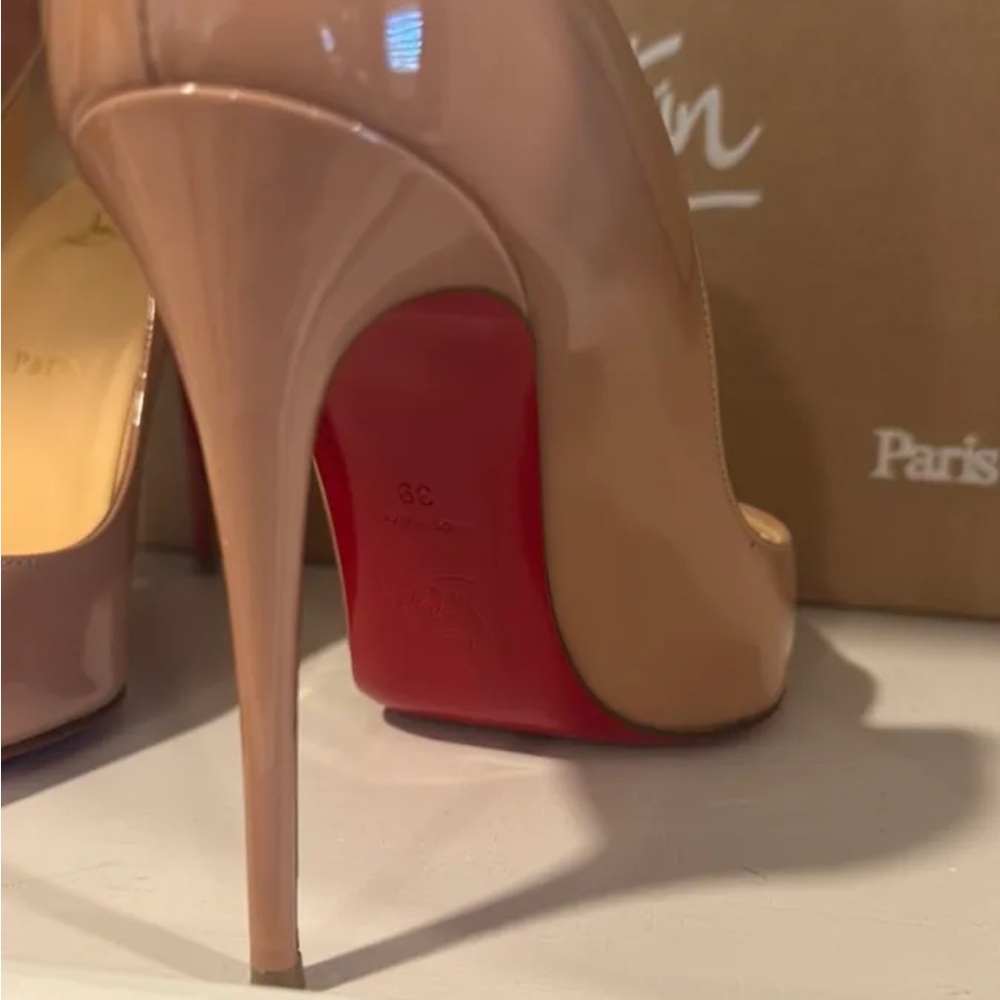 Christian Louboutin Patent Leather Nude Heels - Picture 3 of 4